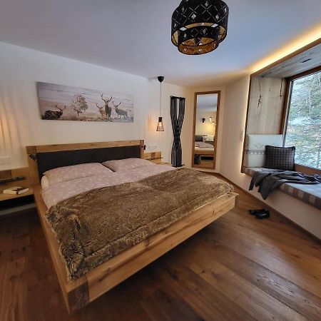 Landhaus Schatz Nesselwängle المظهر الخارجي الصورة